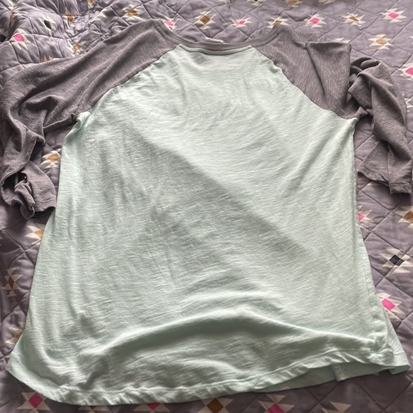PINK Shirt - Picture 3 of 3